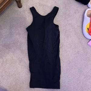 Black lululemon tank top